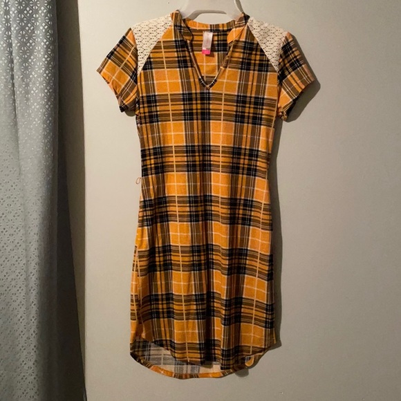 Plaid Dress - Picture 1 of 2